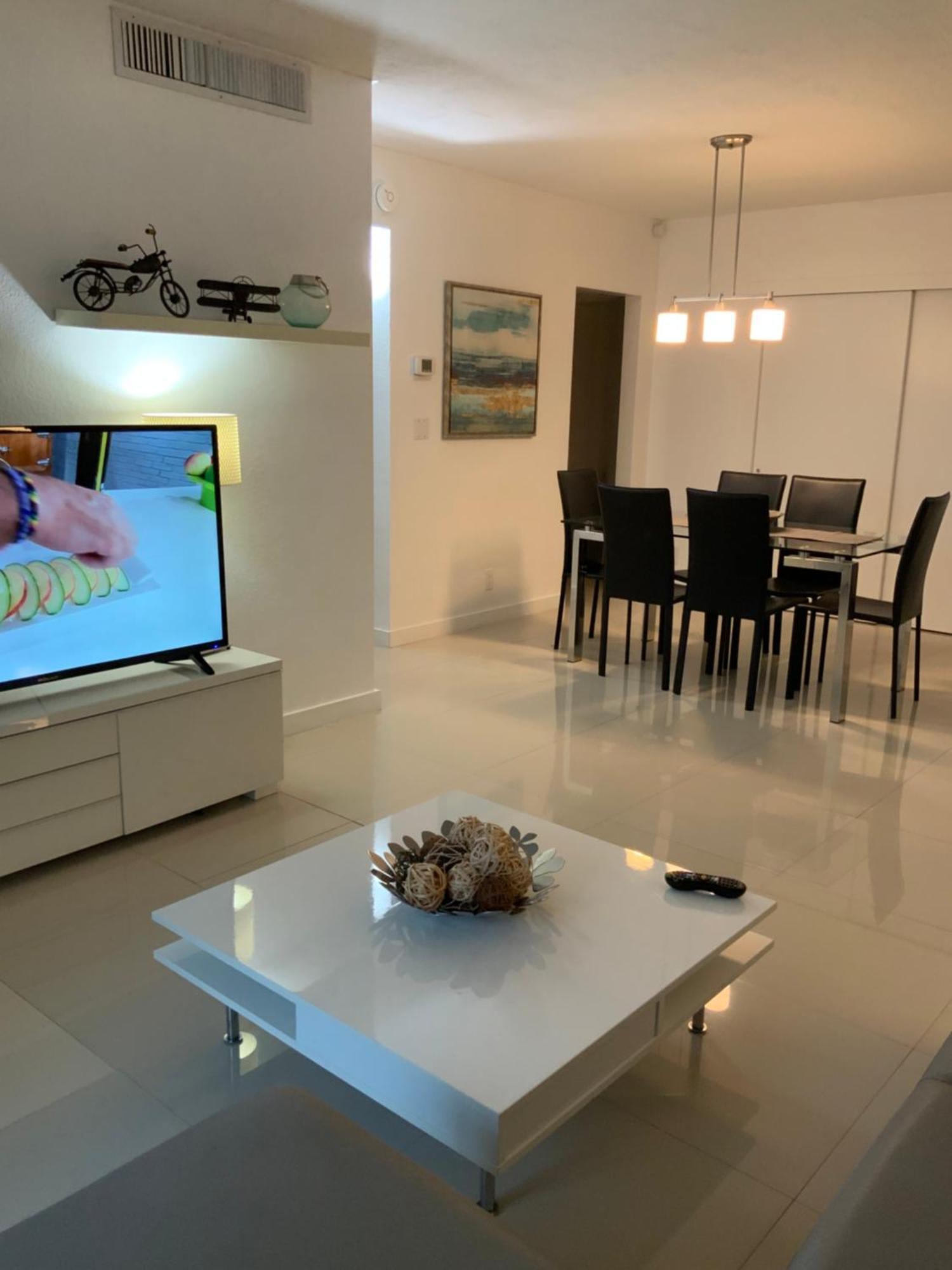 Lovely Beach Apartment By Miami Te Espera- Hollywood 5U Buitenkant foto